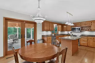7255 Hollyford Ln NW, Rochester, MN 55901 - Photo 7