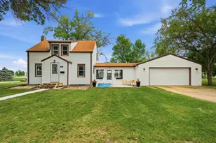 301 6th Ave NE, Mapleton, MN 56065 - Photo 1