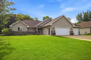 1102 28th St SW, Austin, MN 55912 - Photo 67