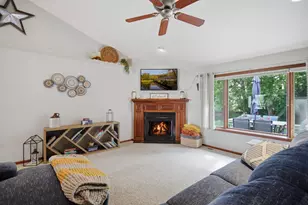 1102 28th St SW, Austin, MN 55912 - Photo 17