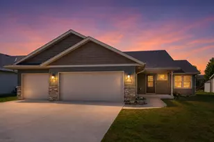 1180 Farmers Ln, Belle Plaine, MN 56011 - Photo 1