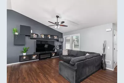 1180 Farmers Lane, Belle Plaine, MN 56011 - Photo 3