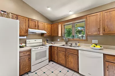 7775 Grinnell Way, Lakeville, MN 55044 - Photo 7