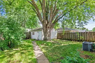 3236 N Indiana Ave N, Robbinsdale, MN 55422 - Photo 27