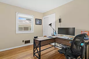 3236 N Indiana Ave N, Robbinsdale, MN 55422 - Photo 19