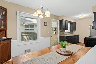 3236 N Indiana Ave N, Robbinsdale, MN 55422 - Photo 9