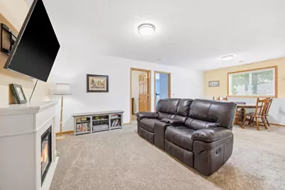 840 Cleveland Avenue SW, Hutchinson, MN 55350 - Photo 17