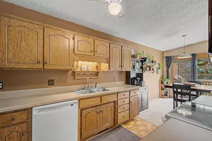 9211 Upland Ln N, Maple Grove, MN 55369 - Photo 13