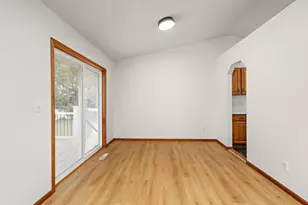 6284 Corwin Ct, Inver Grove Heights, MN 55076 - Photo 7