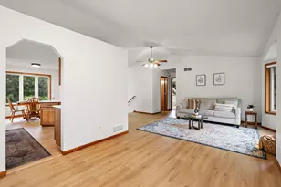 6284 Corwin Ct, Inver Grove Heights, MN 55076 - Photo 9