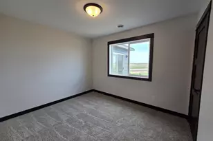 450 Stoneridge Ln NE, Owatonna, MN 55060 - Photo 9