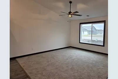 450 Stoneridge Lane NE, Owatonna, MN 55060 - Photo 7