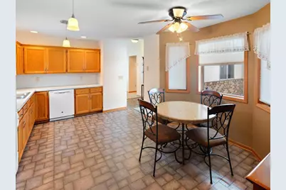 1928 Vierling Drive E, Shakopee, MN 55379 - Photo 7