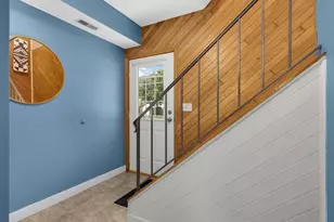1276 County Rd C E, Maplewood, MN 55109 - Photo 3
