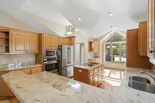 1885 Magnolia Ln N, Plymouth, MN 55441 - Photo 3