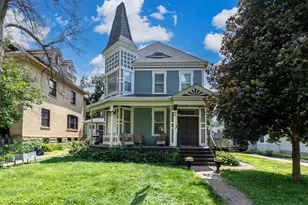 546 Ashland Ave, Saint Paul, MN 55102 - Photo 1