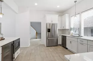 546 Ashland Ave, Saint Paul, MN 55102 - Photo 15