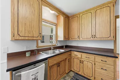 3426 Zenith Avenue N, Robbinsdale, MN 55422 - Photo 13