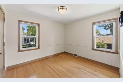 3426 Zenith Avenue N, Robbinsdale, MN 55422 - Photo 19