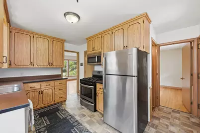 3426 Zenith Avenue N, Robbinsdale, MN 55422 - Photo 11