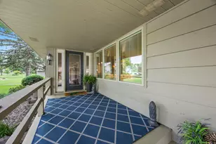 830 Lakewood Dr S W, Hutchinson, MN 55350 - Photo 9