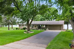 830 Lakewood Dr S W, Hutchinson, MN 55350 - Photo 71