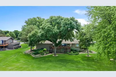 830 Lakewood Drive SW, Hutchinson, MN 55350 - Photo 65
