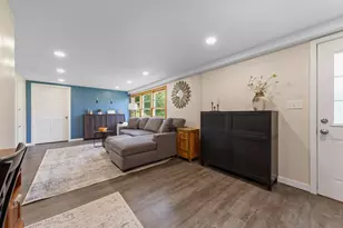 406 Ivanhoe Ave W, Northfield, MN 55057 - Photo 33