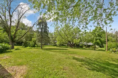 406 Ivanhoe Avenue W, Northfield, MN 55057 - Photo 9