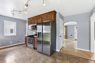 8221 Blaisdell Avenue S, Bloomington, MN 55420 - Photo 5