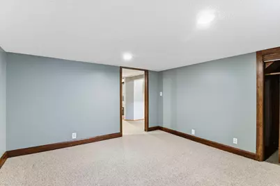 8221 Blaisdell Avenue S, Bloomington, MN 55420 - Photo 21