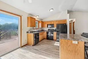 40042 Harvester Ave, North Branch, MN 55056 - Photo 25
