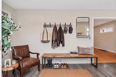 1074 Galtier Street, Saint Paul, MN 55117 - Photo 5