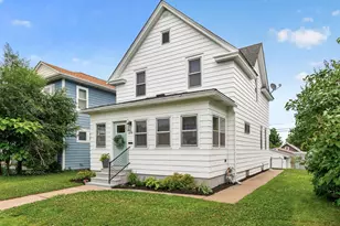 1074 Galtier St, Saint Paul, MN 55117 - Photo 1