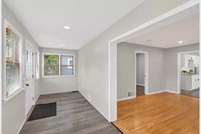 1074 Galtier Street, Saint Paul, MN 55117 - Photo 7