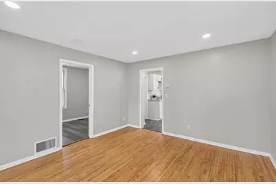 1074 Galtier Street, Saint Paul, MN 55117 - Photo 9