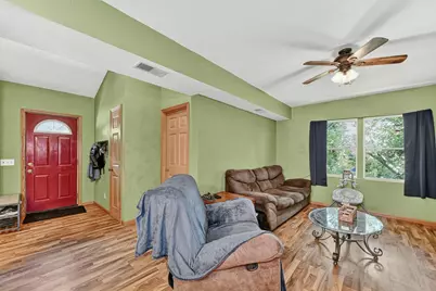 313 Cherry Street W, Mazeppa, MN 55956 - Photo 9