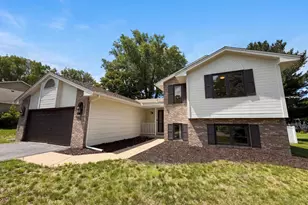 12754 Ibis St NW, Coon Rapids, MN 55448 - Photo 23