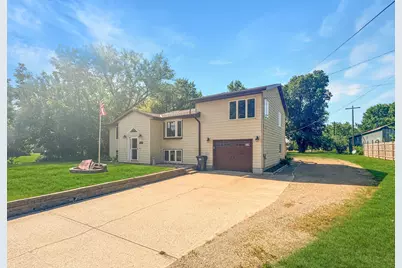 2832 Mill Street, Slayton, MN 56172 - Photo 3