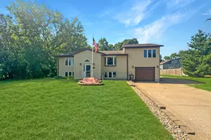 2832 Mill St, Slayton, MN 56172 - Photo 1