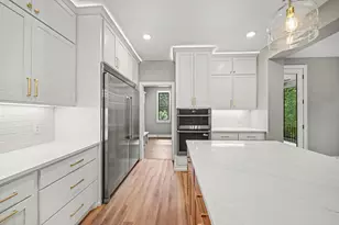 4044 Merriam Rd, Minnetonka, MN 55305 - Photo 13