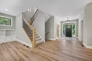 4044 Merriam Rd, Minnetonka, MN 55305 - Photo 19