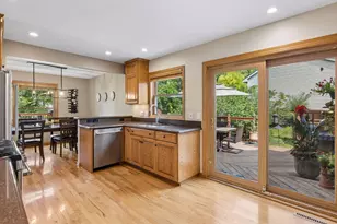 8625 Rosewood Ln N, Maple Grove, MN 55369 - Photo 23