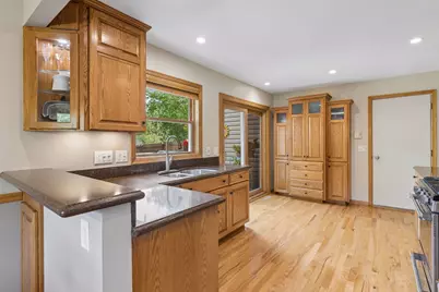 8625 Rosewood Lane N, Maple Grove, MN 55369 - Photo 19