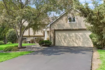 8625 Rosewood Lane N, Maple Grove, MN 55369 - Photo 3