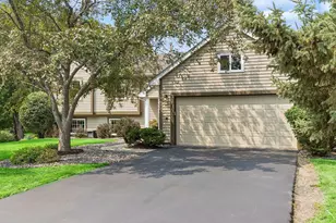 8625 Rosewood Ln N, Maple Grove, MN 55369 - Photo 3