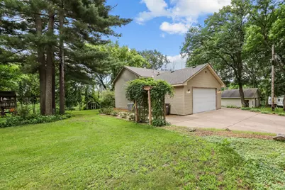 440 Grove Road, Wyoming, MN 55092 - Photo 5