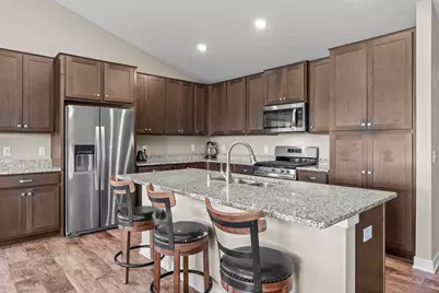 1907 Meridian Curve, Carver, MN 55315 - Photo 25