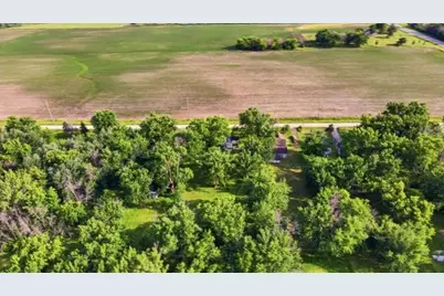 1309 28th Avenue NE, Austin, MN 55912 - Photo 5