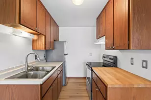 5911 Oxford St, Saint Louis Park, MN 55416 - Photo 5